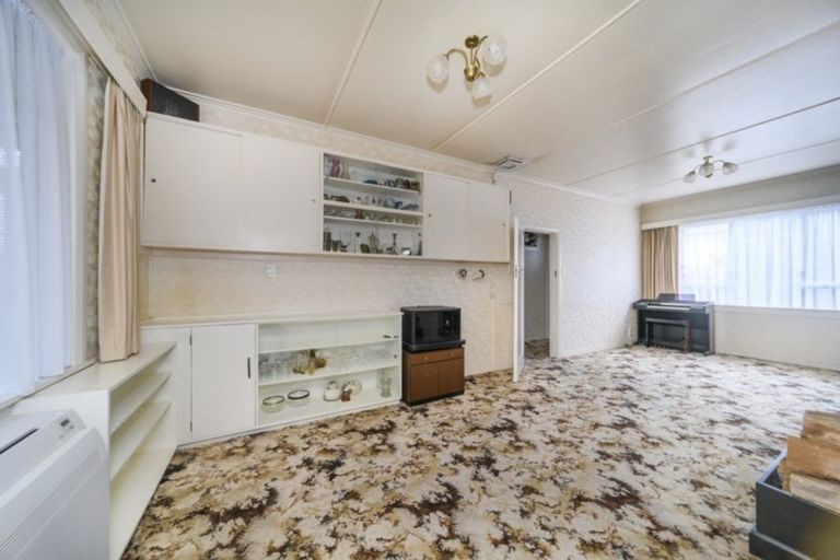 Photo of property in 2 Rira Street, Marton, 4710