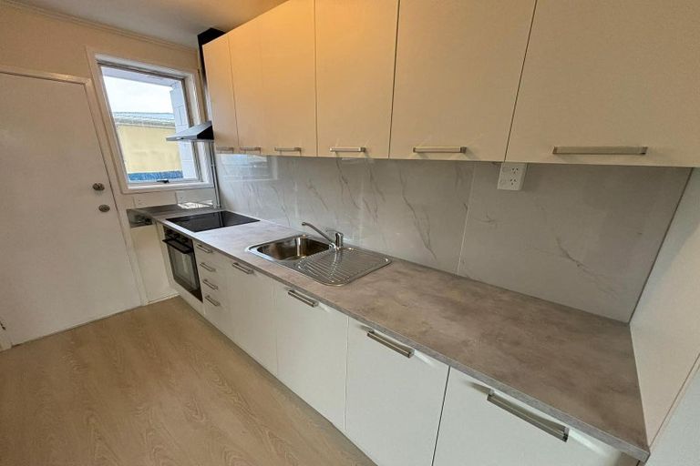 Photo of property in 8/5 Deering Place, Papatoetoe, Auckland, 2025