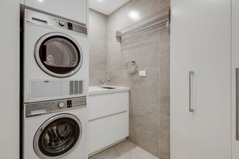 Photo of property in 31 Waterside Crescent, Gulf Harbour, Whangaparaoa, 0930