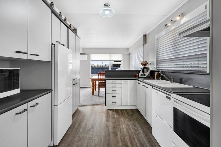 Photo of property in 34 Murray Street, Bell Block, New Plymouth, 4312