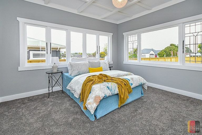 Photo of property in 1/24 Great South Road, Papakura, 2110