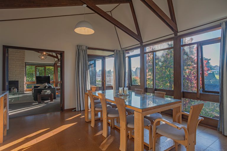 Photo of property in 82 Douglas Street, Highfield, Timaru, 7910