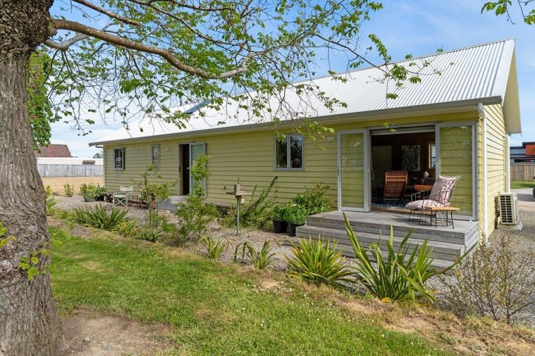 Photo of property in 2/roberts Road, Lansdowne, Masterton, 5810