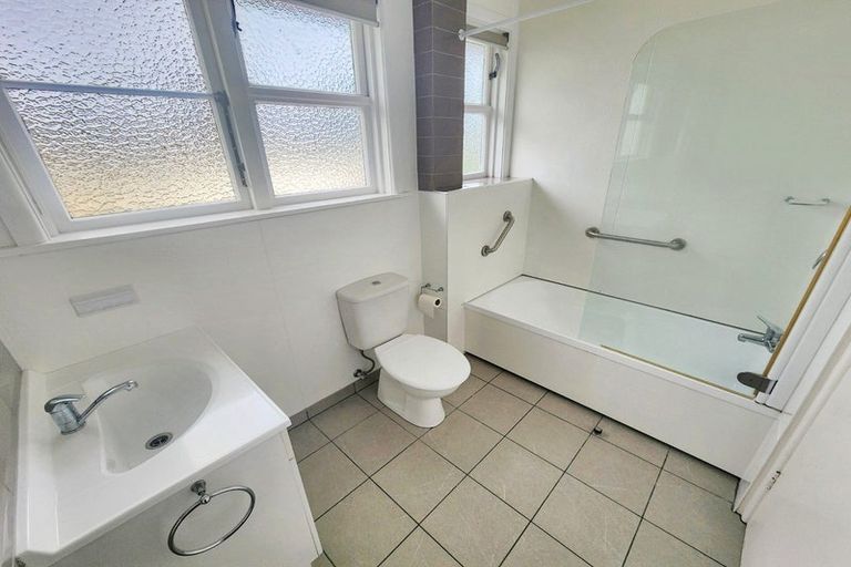 Photo of property in 181 Gloucester Street, Taradale, Napier, 4112