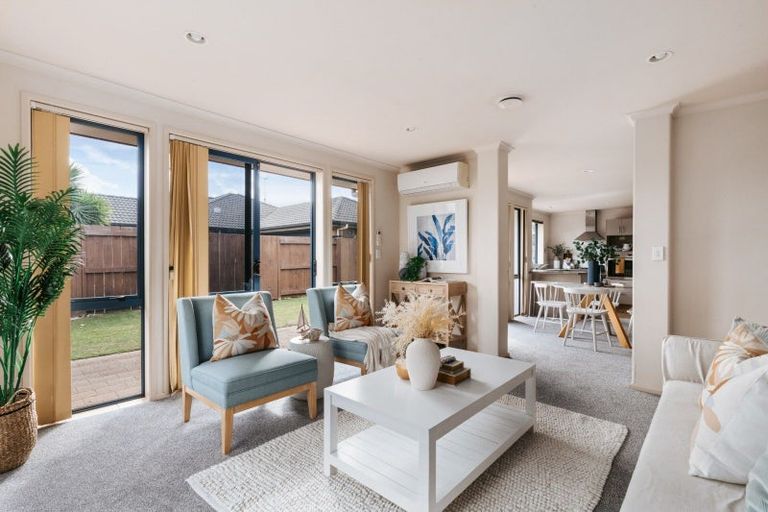 Photo of property in 25 Beachmere Place, Papamoa Beach, Papamoa, 3118