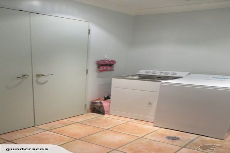 Photo of property in 5u9b Kent Terrace, Mount Victoria, Wellington, 6011