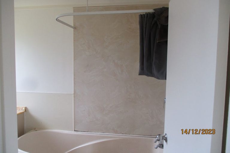 Photo of property in 2b Kowhai Street, Naenae, Lower Hutt, 5011