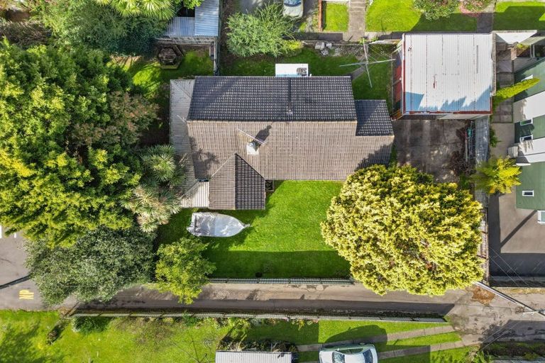 Photo of property in 32 Charlemont Street, Whitiora, Hamilton, 3200