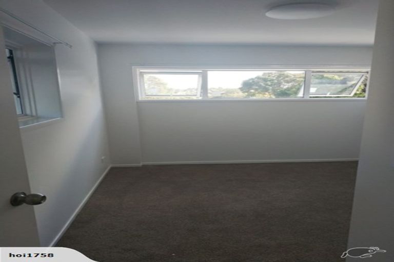 Photo of property in 2/77 Stanaway Street, Hillcrest, Auckland, 0627