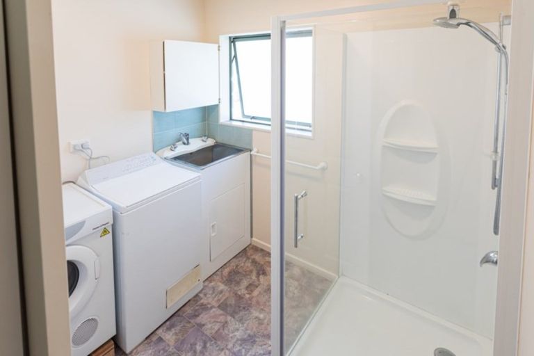 Photo of property in 36 Domain Road, Waipawa, 4210