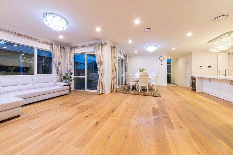 Photo of property in 20 Spyglass Street, Red Beach, 0932