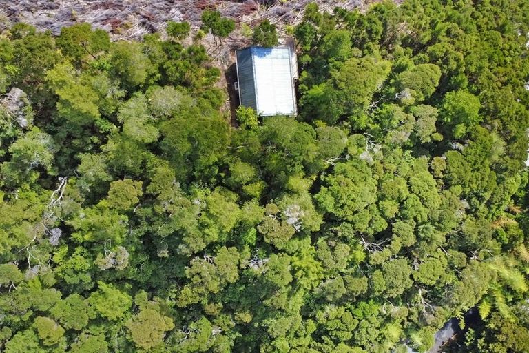 Photo of property in 35 Joyces Road, Paihia, 0200