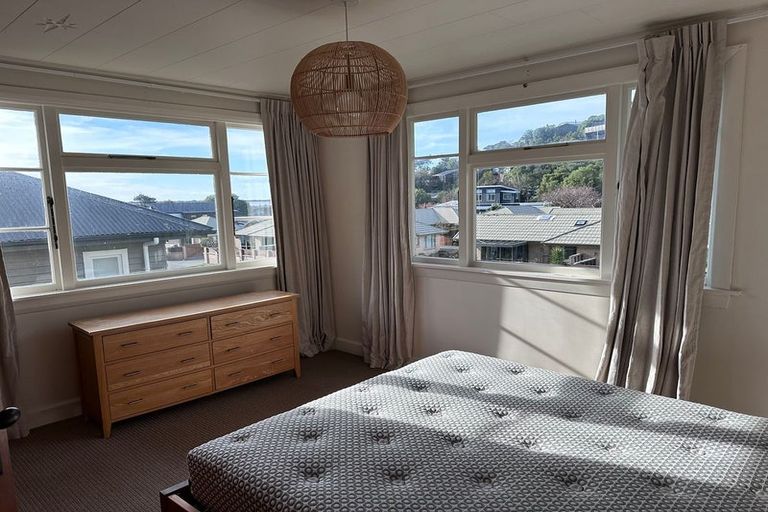 Photo of property in 36 Aratoro Place, Mount Pleasant, Christchurch, 8081