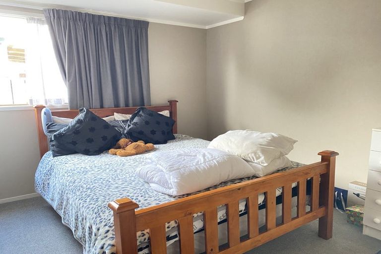 Photo of property in 9 Metcalfe Road, Ranui, Auckland, 0612