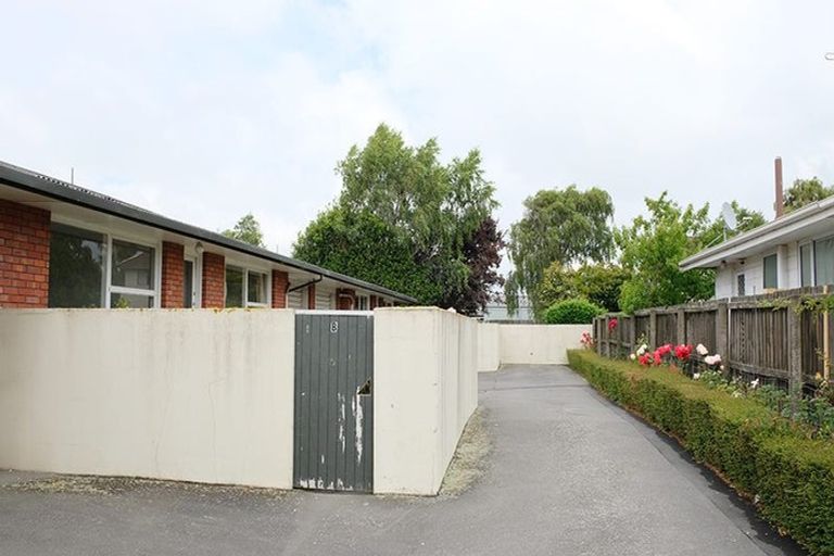 Photo of property in 2/94 Charles Street, Waltham, Christchurch, 8011