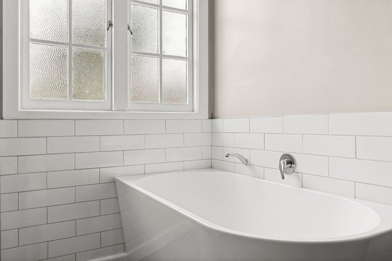 Photo of property in 11 Hall Street, Cambridge, 3434