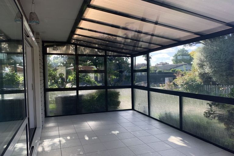 Photo of property in 10 Radbrook Street, Avonhead, Christchurch, 8042