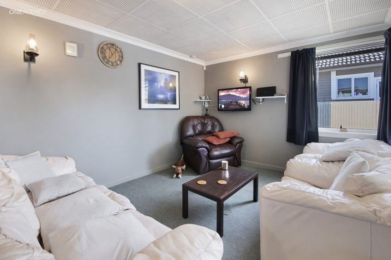 Photo of property in 70 Sylvan Street, Hillmorton, Christchurch, 8024