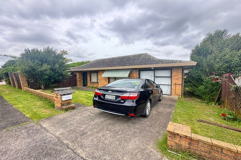 Photo of property in 8 Dreadon Avenue, Papatoetoe, Auckland, 2025