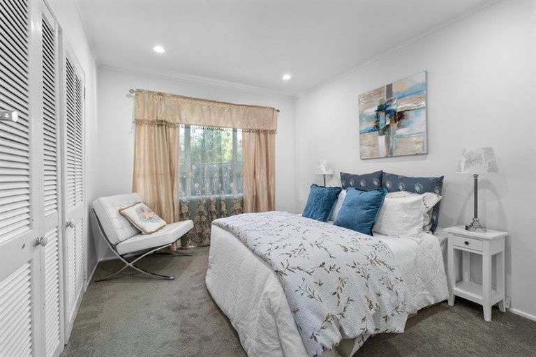 Photo of property in 32b Lyttelton Avenue, Forrest Hill, Auckland, 0620