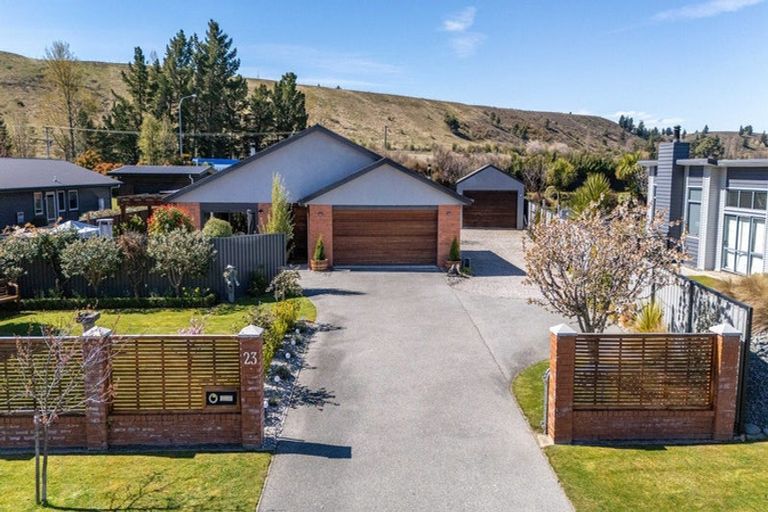 Photo of property in 23 Albert Drive, Clyde, 9330