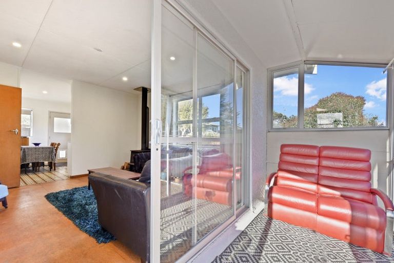Photo of property in 2/103 Parkers Road, Tahunanui, Nelson, 7011