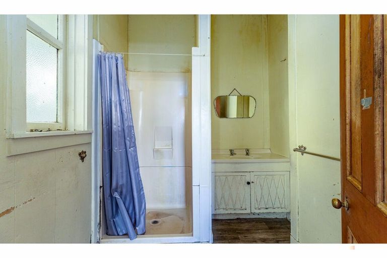 Photo of property in 28 Macdonald Street, Waimataitai, Timaru, 7910