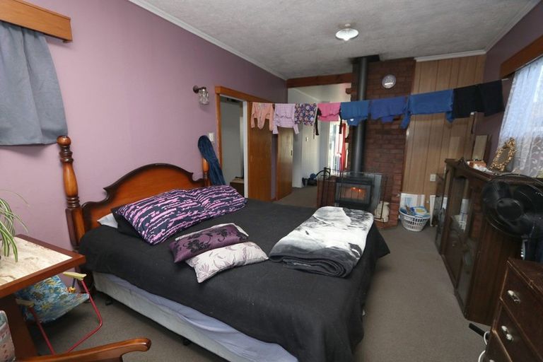 Photo of property in 129 Mcmurdo Street, Tinwald, Ashburton, 7700
