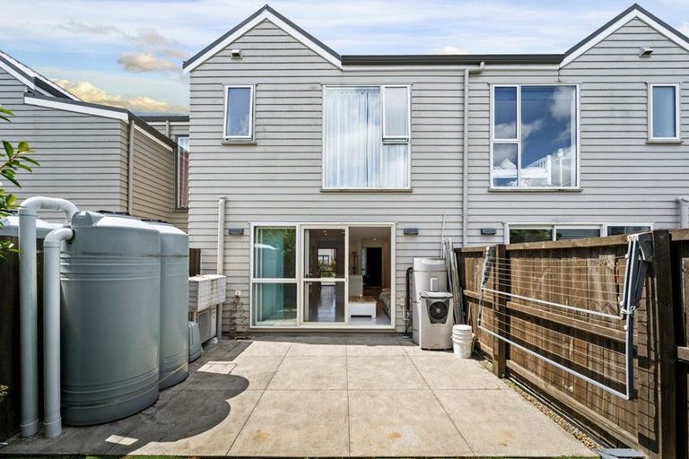 Photo of property in 53 Glidepath Road, Hobsonville, Auckland, 0616
