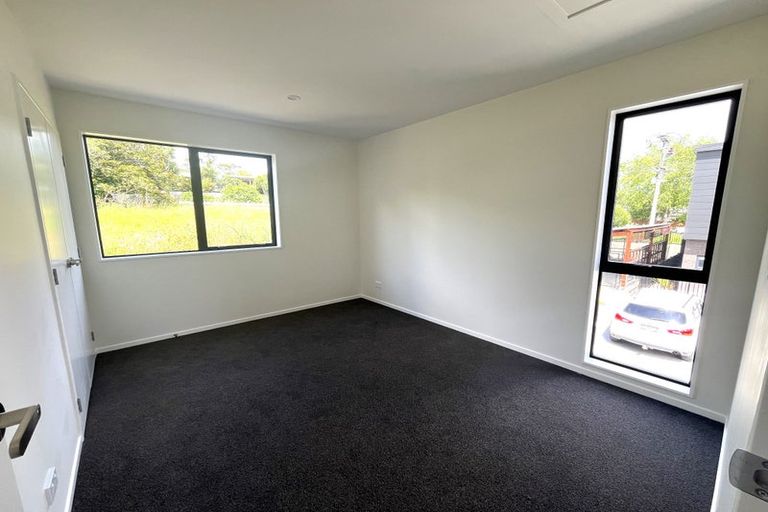 Photo of property in 5 Selo Street, Glen Eden, Auckland, 0602