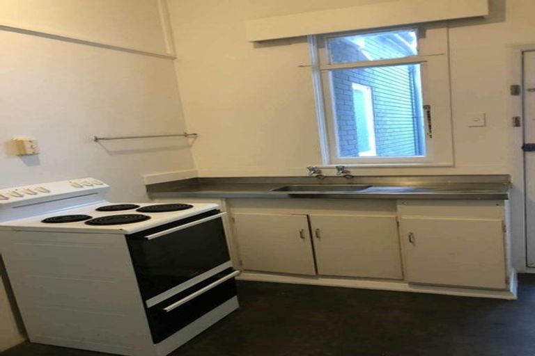 Photo of property in 142 Aro Street, Aro Valley, Wellington, 6021