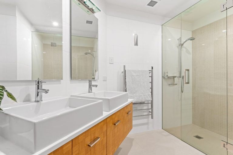 Photo of property in 19 Little Compton Mews, Snells Beach, 0920