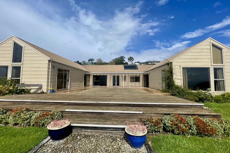 Photo of property in 14 The Cliffs, Britannia Heights, Nelson, 7010
