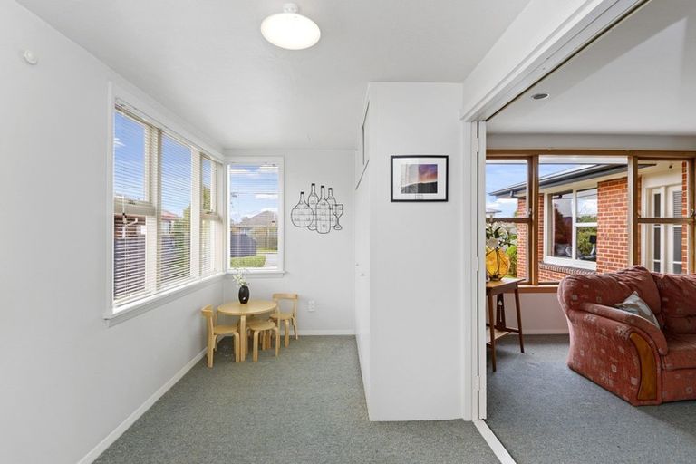 Photo of property in 11 Croziers Road, St Albans, Christchurch, 8052