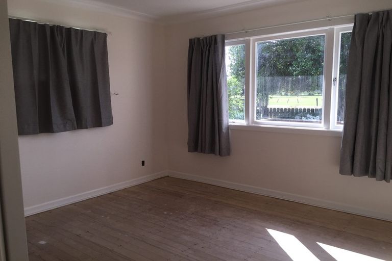 Photo of property in 1/60 Racecourse Road, Waiuku, 2123