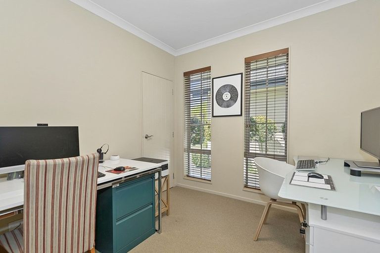 Photo of property in 8 Ravenscourt Place, Huntington, Hamilton, 3210