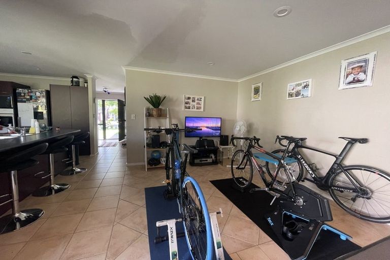 Photo of property in 14 Oakway Drive, Schnapper Rock, Auckland, 0632