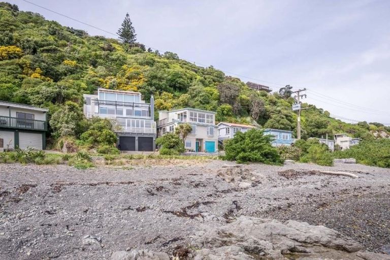 Photo of property in 79 Moana Road, Plimmerton, Porirua, 5026
