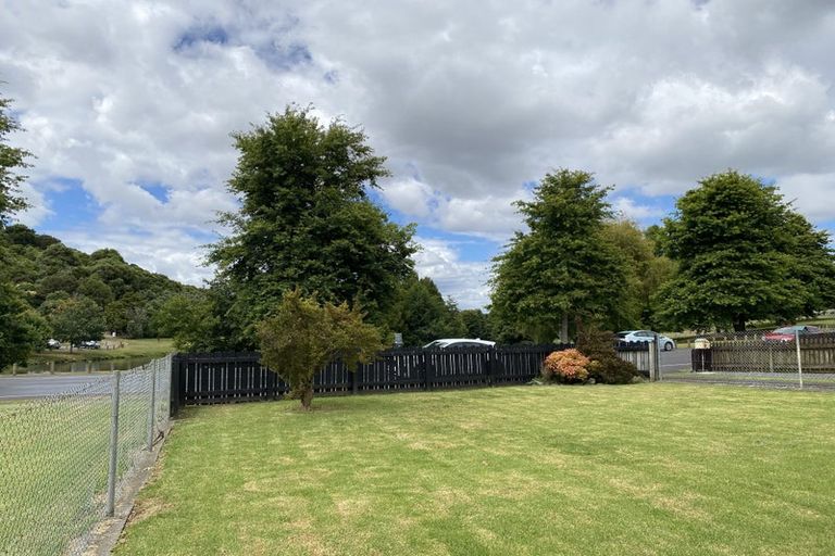 Photo of property in 25 Reynolds Road, Pukekohe, 2120