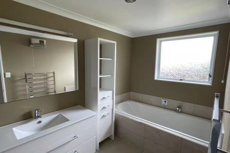 Photo of property in 34 Chequers Avenue, Chartwell, Hamilton, 3210