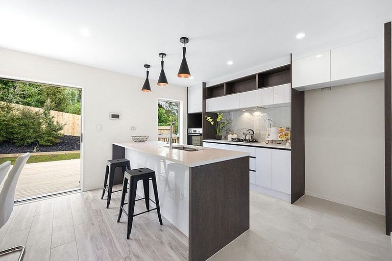 Photo of property in 94 Joseph Street, Flat Bush, Auckland, 2019