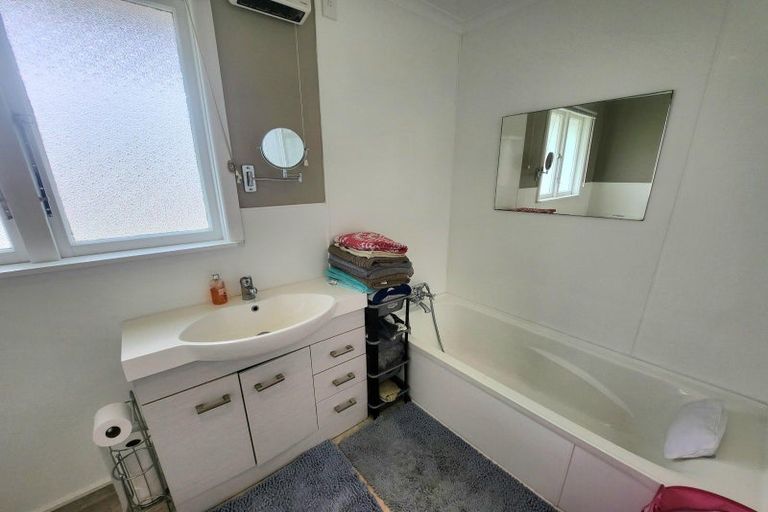 Photo of property in 60 Taward Street, Oamaru North, Oamaru, 9400