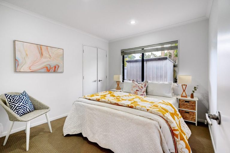 Photo of property in 16 Turnberry Drive, Wattle Downs, Auckland, 2103