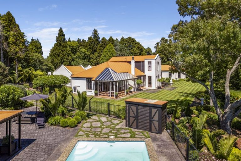 Photo of property in 221 Awai Road, Tarurutangi, New Plymouth, 4372