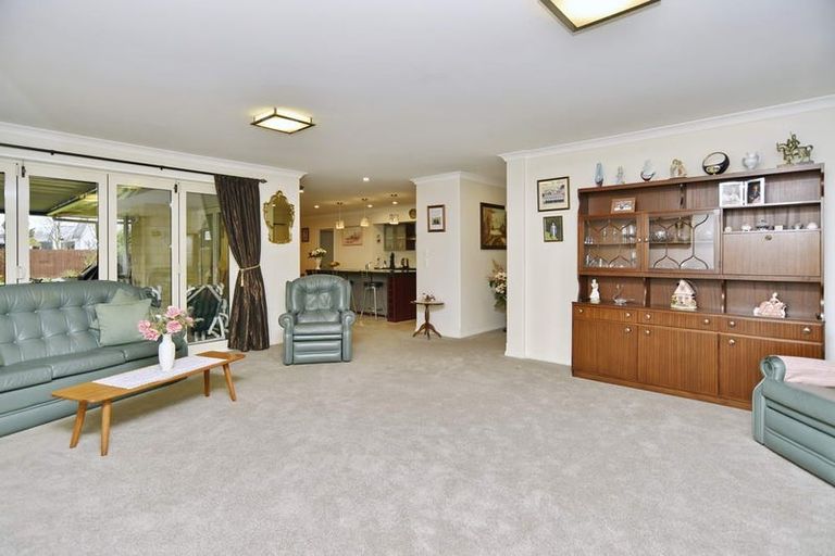 Photo of property in 32 Kensington Avenue, Rangiora, 7400