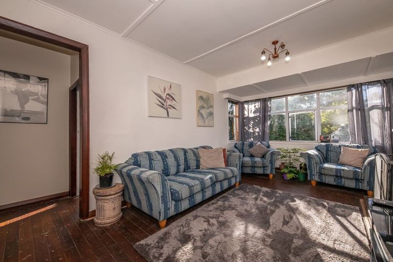 Photo of property in 19 Russell Street, Westport, 7825