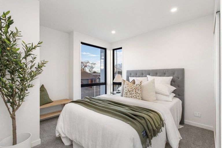 Photo of property in 3/27 Division Street, Riccarton, Christchurch, 8041
