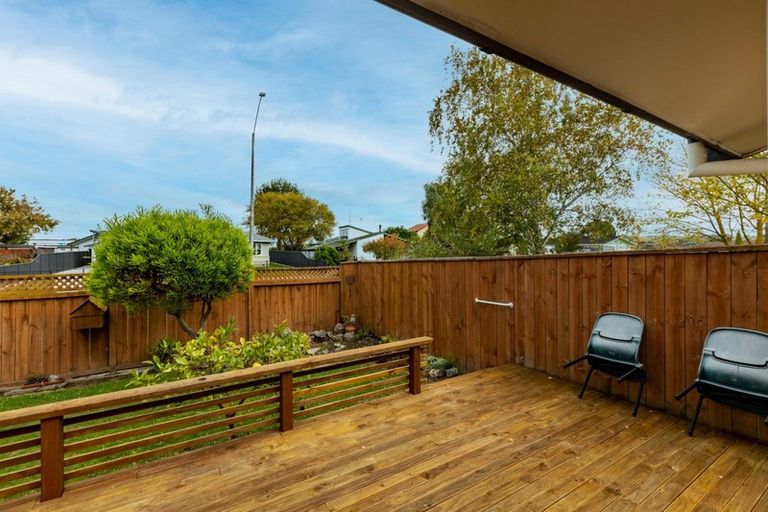 Photo of property in 12 Coventry Avenue, Tamatea, Napier, 4112