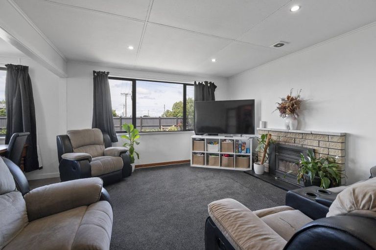 Photo of property in 36 Ross Street, Marton, 4710