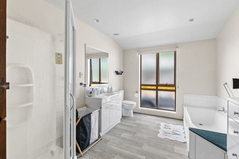 Photo of property in 2 Ashdown Crescent, Feilding, 4702